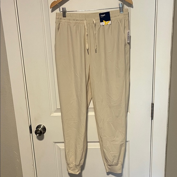 Old Navy Pants - Old Navy High-Waisted Sleektech Joggers in Wishbone